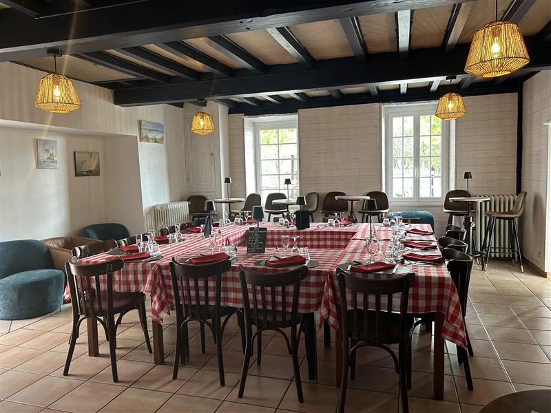 AUBERGE DES MONARDS -Privatisation de salle